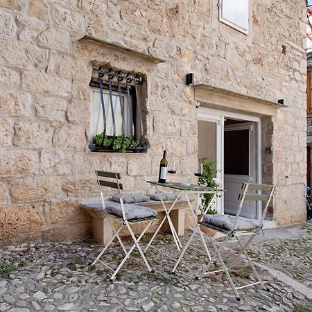 Apartment Kirinkin Vis Exterior photo
